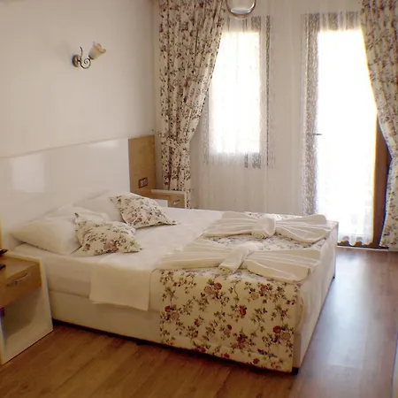 Portofino فندق اكياكا